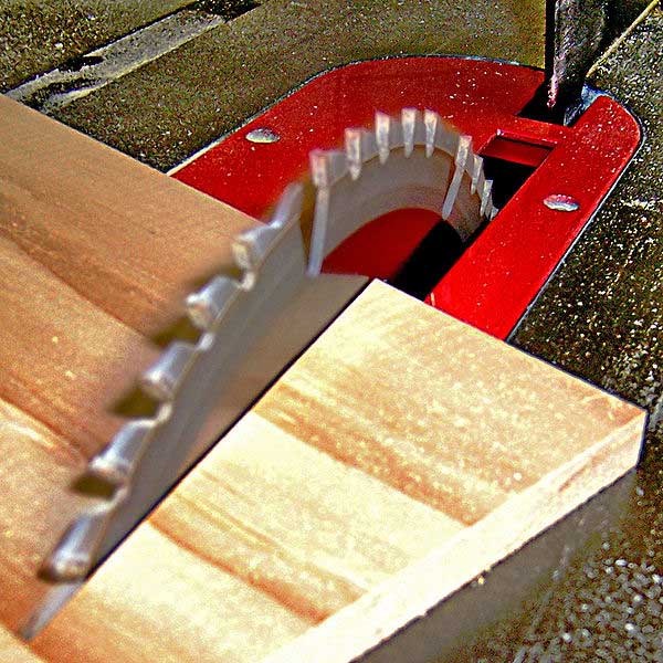 how to cut a taper on a table saw